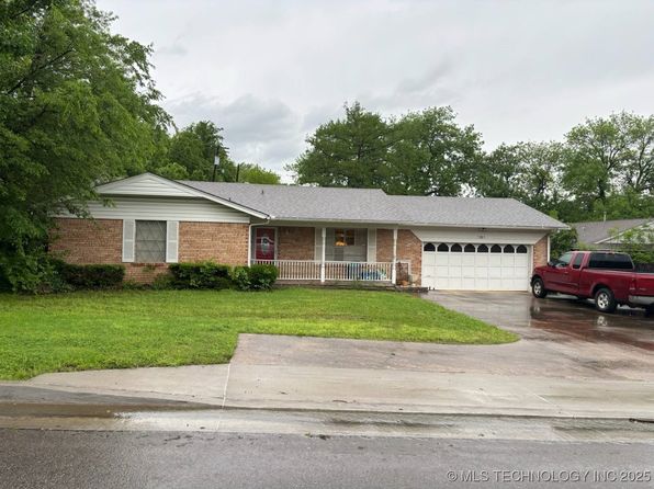 1301 S Broadway Ave, Ada, OK 74820