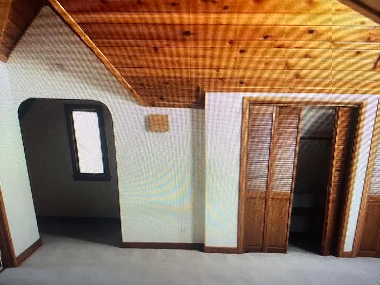 Primary bedroom suite 2nd floor