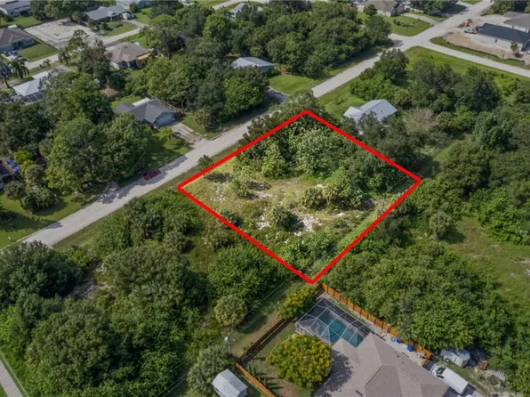 8736 99th Ct, Vero Beach, FL 32967