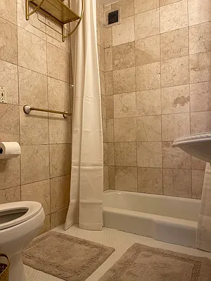 Sold by R New York | media 27