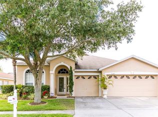 5541 Braddock Dr, Zephyrhills, FL 33541