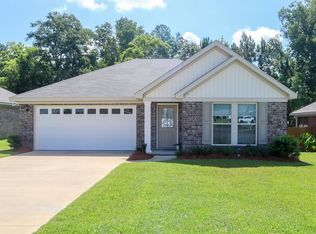 105 Pepperridge Rd, Dothan, AL 36301