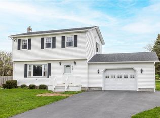 6798 Westcott Rd, Stafford, NY 14143