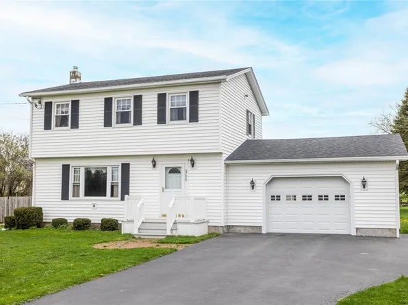 6798 Westcott Rd, Stafford, NY 14143