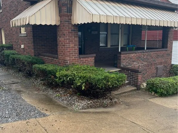 912 Western St, Tarentum, PA 15084