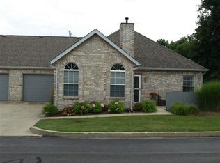 3012 W Applewood Ct, Muncie, IN 47304