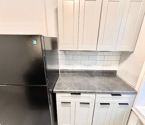 5th image of 162 Park Ave APT C2