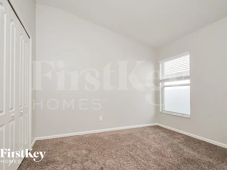 10452 Hunters Haven Blvd — Photo 12