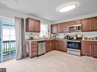 589 Baker St, Baltimore, MD 21217