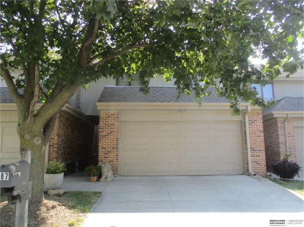 987 S 119th Ct, Omaha, NE 68154