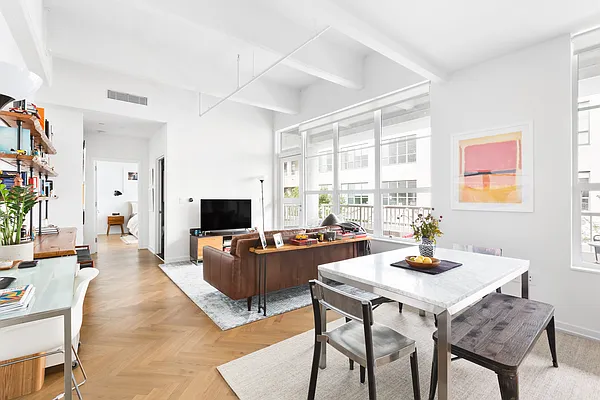 Rented by Compass | media 9