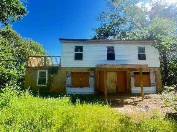 812 White St, Griffin, GA 30223