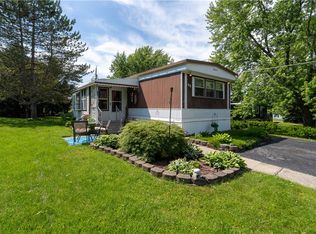 68 Parkview Dr, Avon, NY 14414