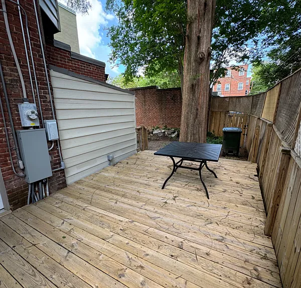 1414 Floyd Ave — Photo 42