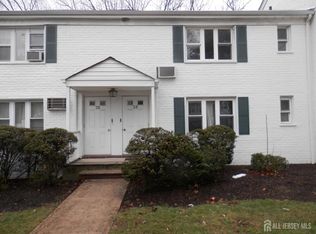 39 Garfield Park #B, Edison, NJ 08837