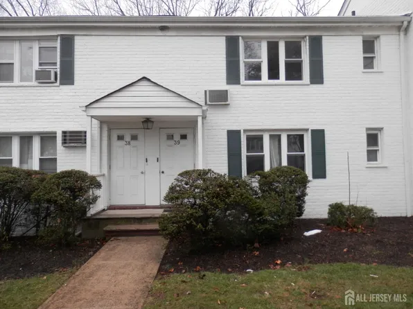 39 Garfield Park #B, Edison, NJ 08837