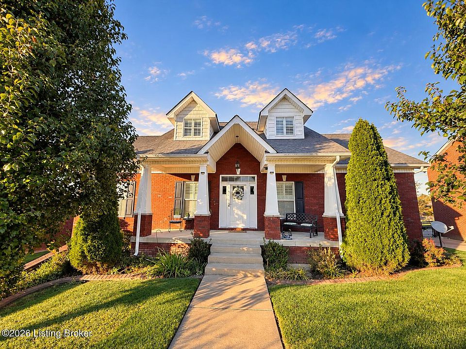 1st image of 397 Oak Tree Way