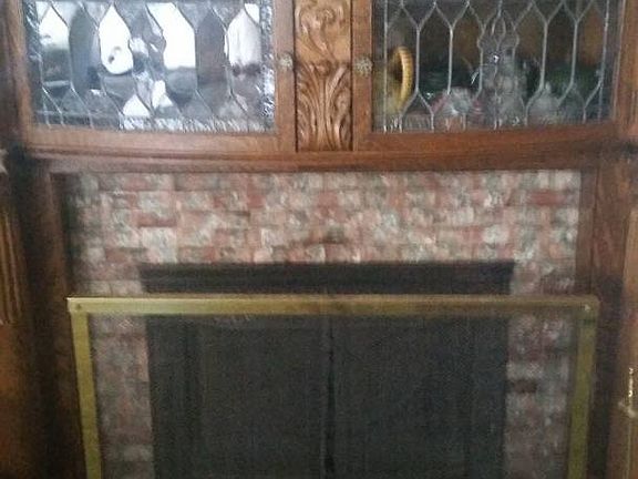 5th image of 104 E Grant St