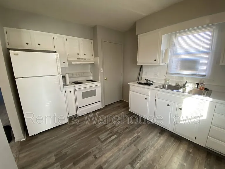 3310 SE 5th St — Photo 6