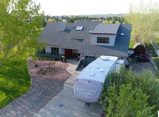 90 Fairway Dr, Douglas, WY 82633