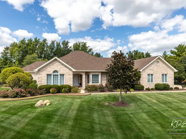 10533 S Royal Porthcawl Dr, Naperville, IL 60564