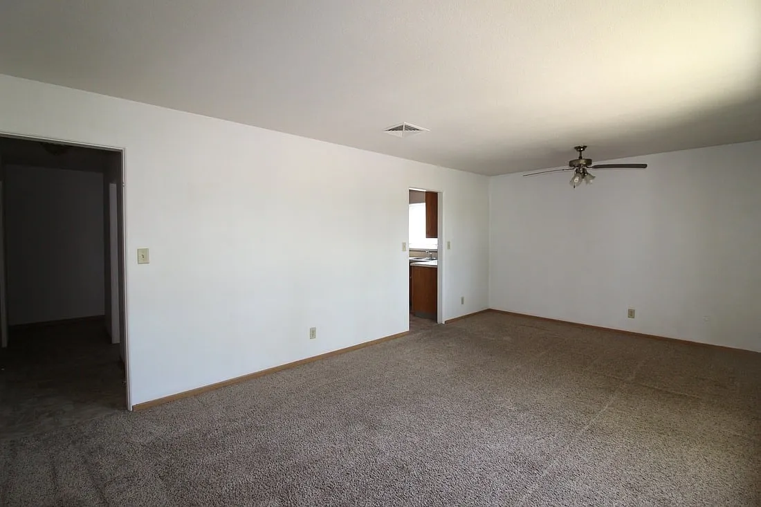 2 bed, $795 — Photo 3