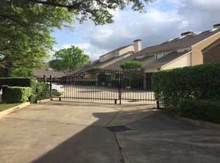 2277 S Kirkwood Rd APT 1105, Houston, TX 77077