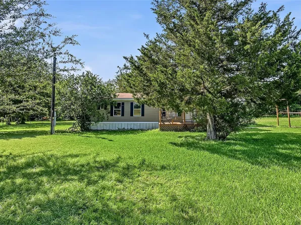 1027 Private Road 4041, Dime Box, TX 77853