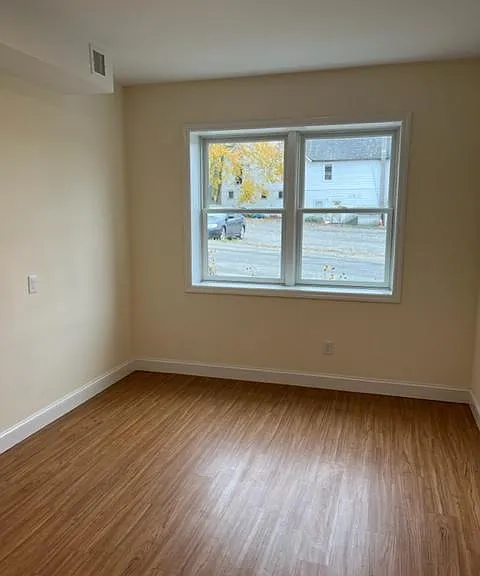 11 Prospect St #1 — Photo 10