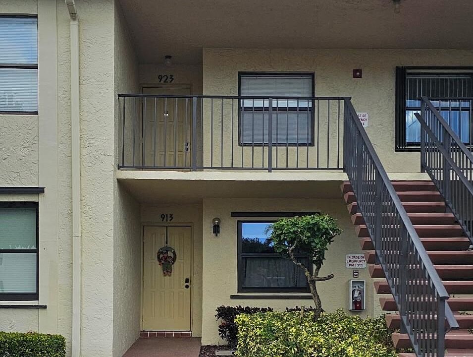 1st image of 7879 Willow Spring Dr APT 923