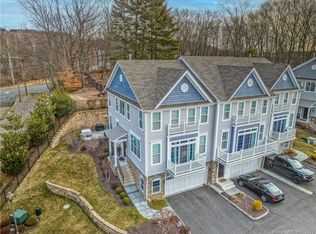 560 River Rd #24, Seymour, CT 06483