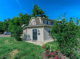 47 Court St, Flemington, NJ 08822