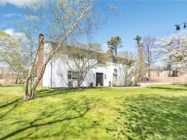 30 Maple Lane, Westport, CT 06880