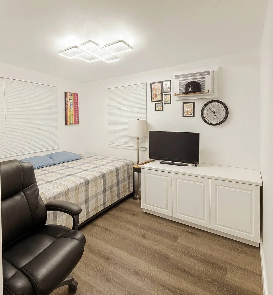 Studio, 1.0 bath, 450 sqft, $1,500 — Photo 1