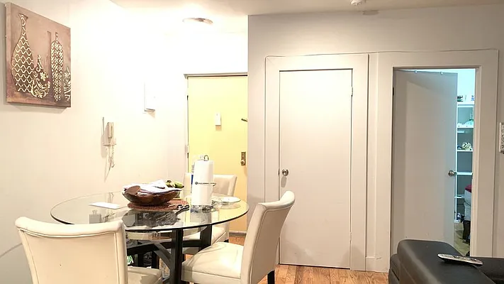 Rented by Nooklyn NYC LLC | media 9