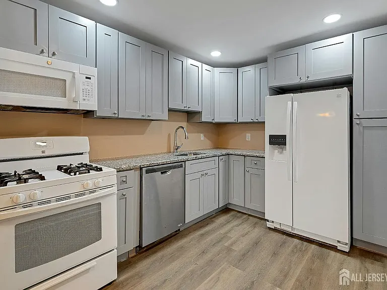 177 Bexley Ln — Photo 12