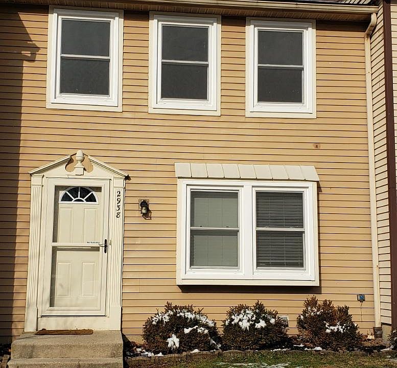 1st image of 2938 Hollyhead Dr