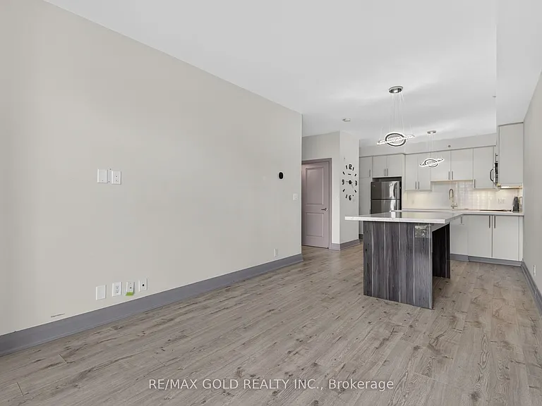 24 Woodstream Blvd #909 — Photo 10