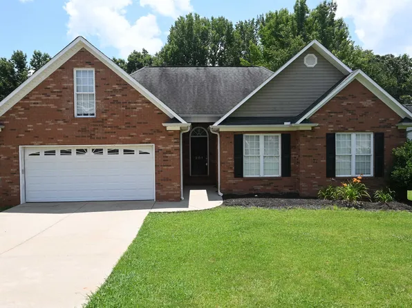 201 Sugar Hill Ct, Boiling Springs, SC 29316