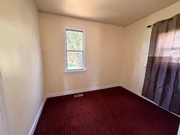 3rd image of 737 N 6th Ave
