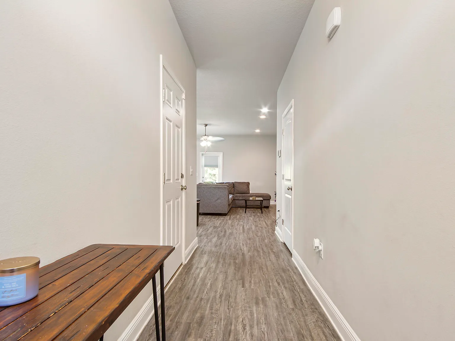 3 bed, 2.5 bath, 1519 sqft, $1,800 — Photo 3