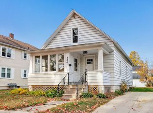 806 10th Ave, Green Bay, WI 54304
