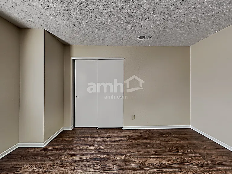 8629 Blooming Grove Dr — Photo 23