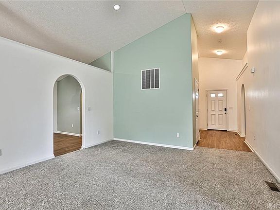 5th image of 5069 Jessica Suzanne Dr