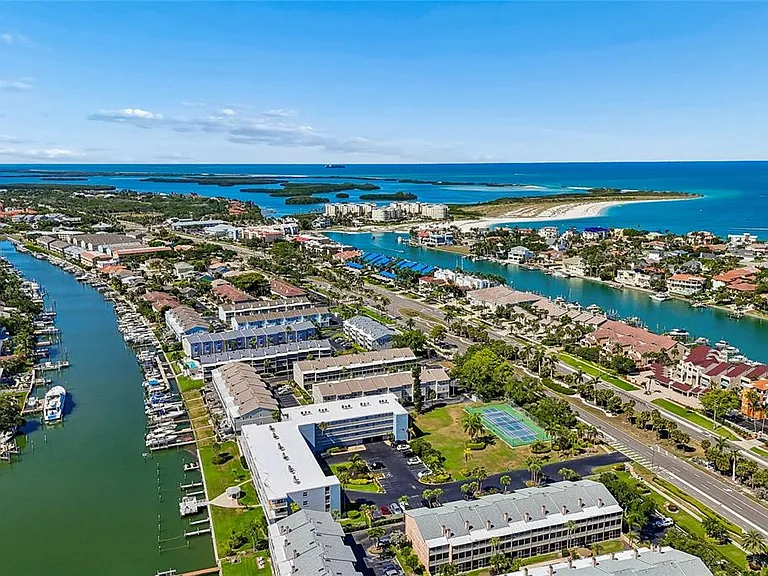 719 Pinellas Bayway S #301 — Photo 62
