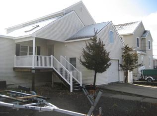 1410 Hilo Bay Dr, Forked River, NJ 08731
