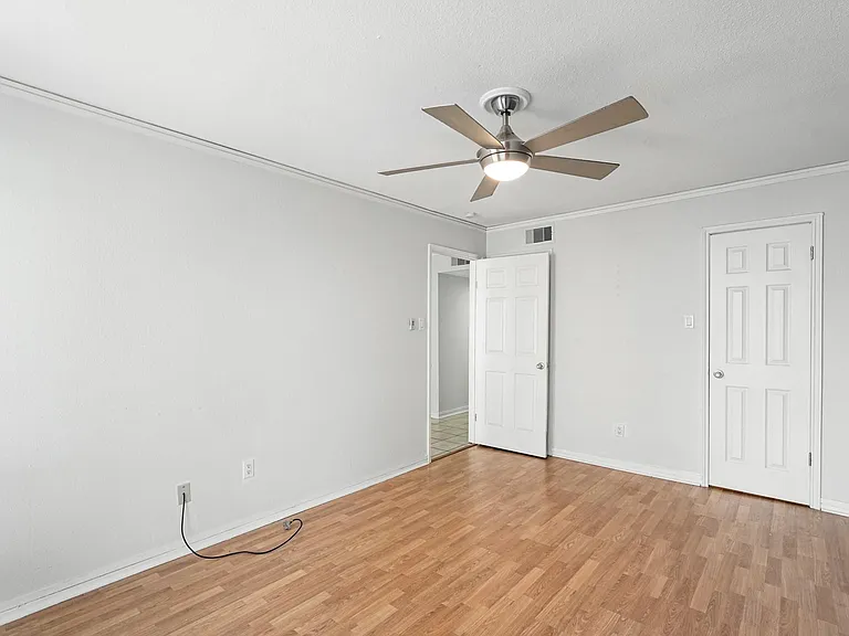 4637 Wild Indigo St #492 — Photo 17