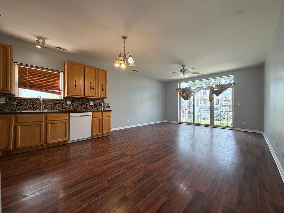 1st image of 5933 W Huron St APT 1N