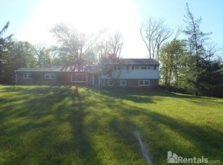 501 Thorn Hill Ln, Middletown, OH 45042
