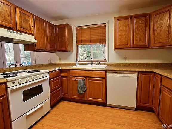 4th image of 14115 139th Street Ct SW